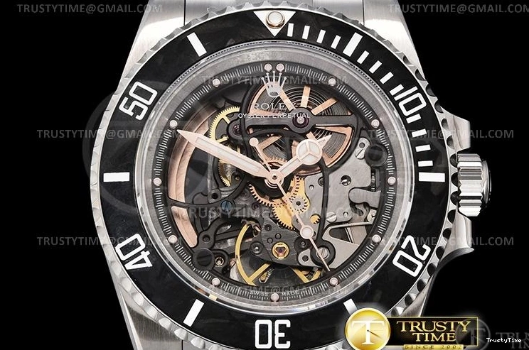 0101 ROLSUB0295B – Submariner Compact 1043